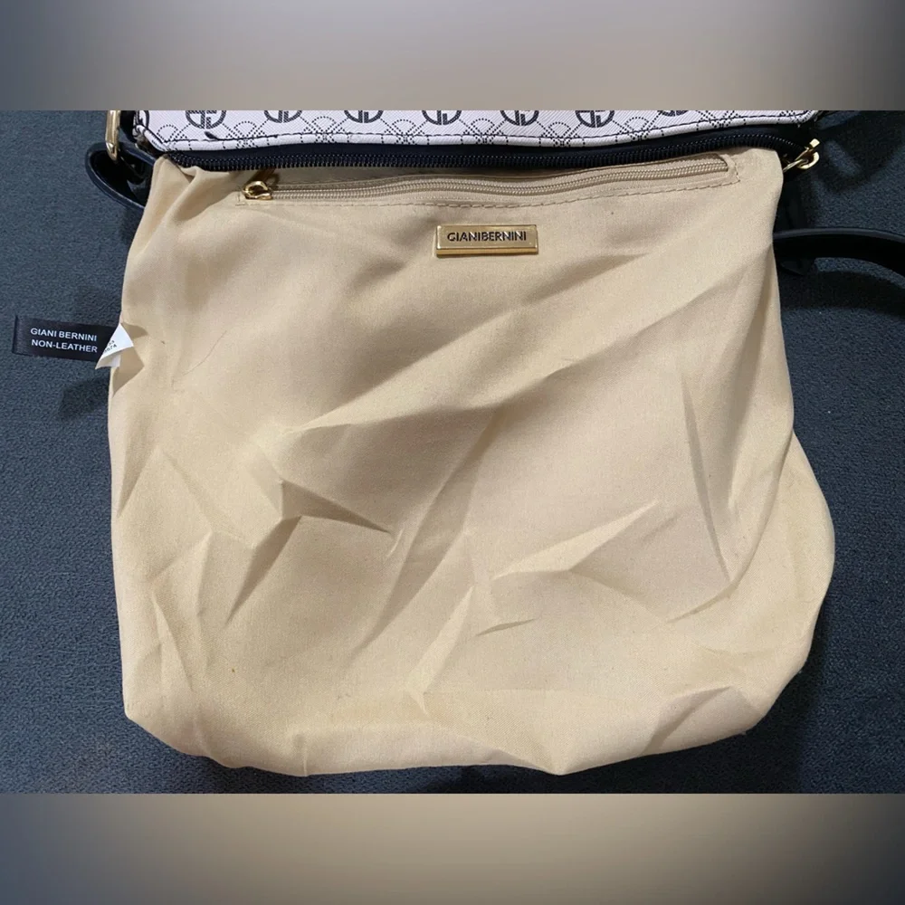 Giani Bernini Tonal Signature Crossbody - Picture 14 of 16